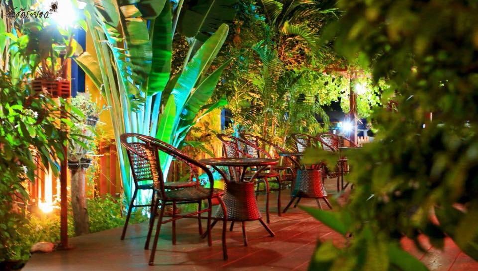 La Paillote Guest House Rayong Esterno foto