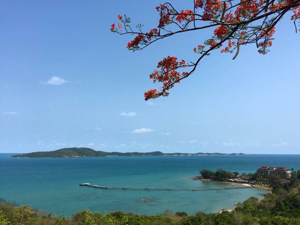 La Paillote Guest House Rayong Esterno foto